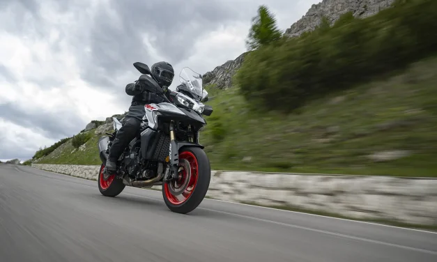 Benelli TRK 902 A2 : Xplorer et Stradale dès 8 699 €