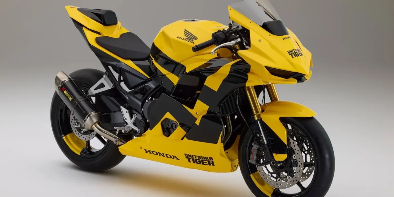Honda CB750 Hornet s’habille aux couleurs d’Onitsuka Tiger