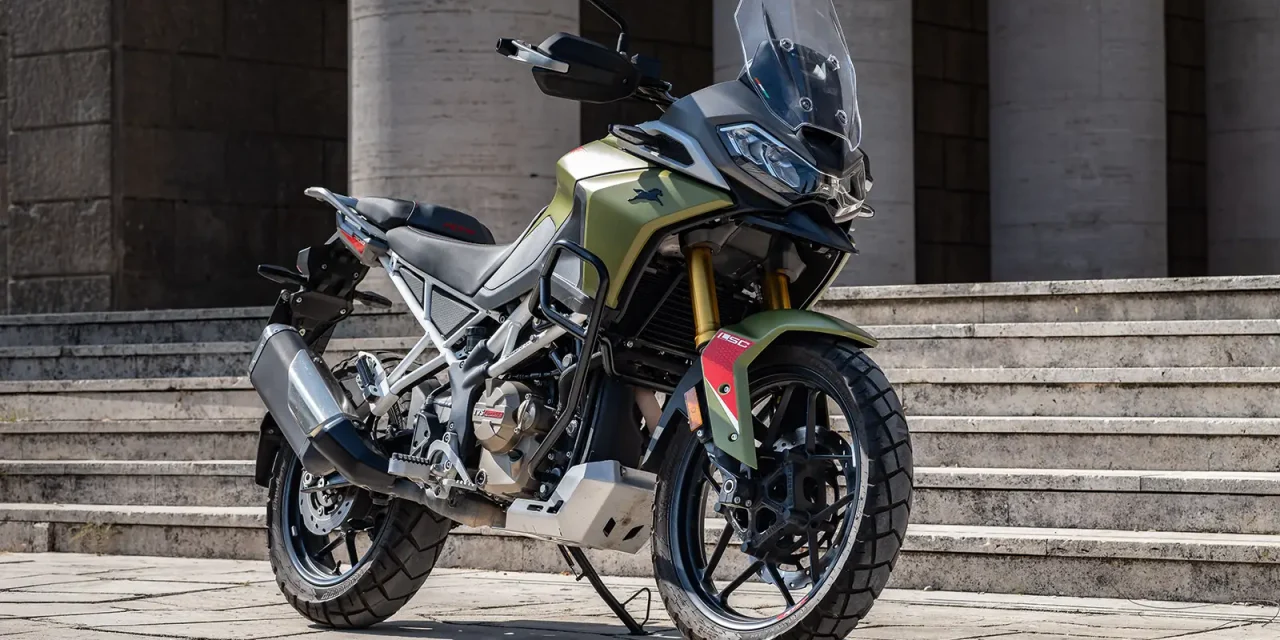 TVS RTX 300 : le nouveau trail A2 à 4 890 €